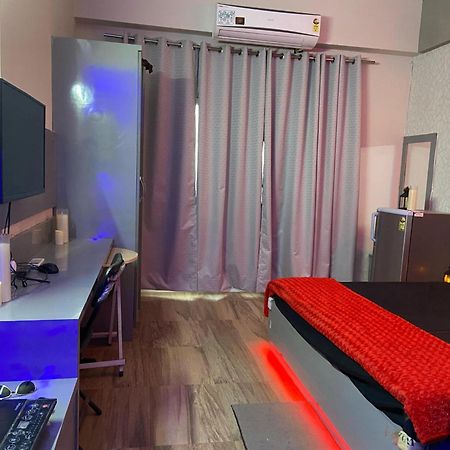 Kinky Dark Rooms Greater Noida Exterior foto